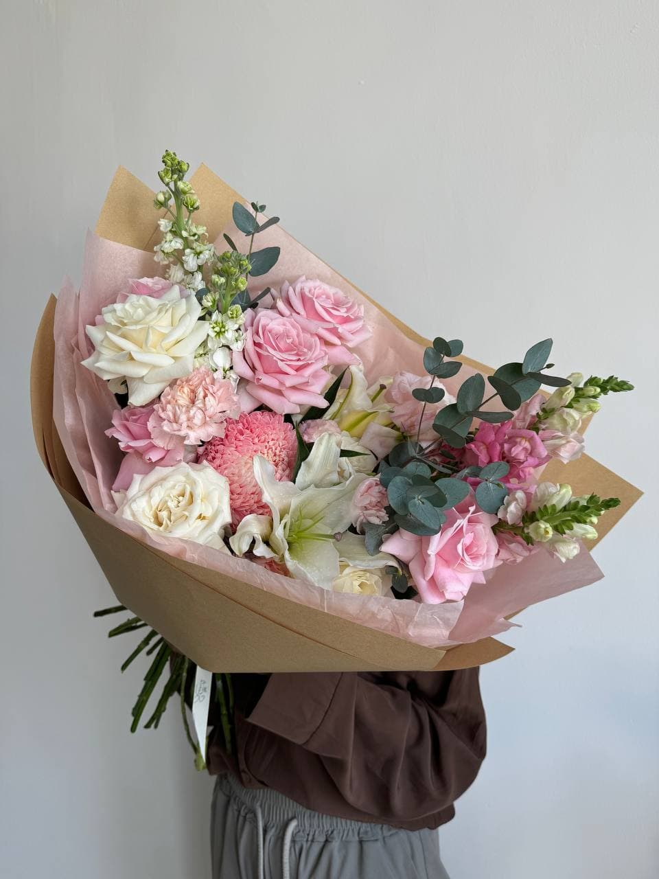 Designer Bouquet size 03 by Shanti Flowers Bali