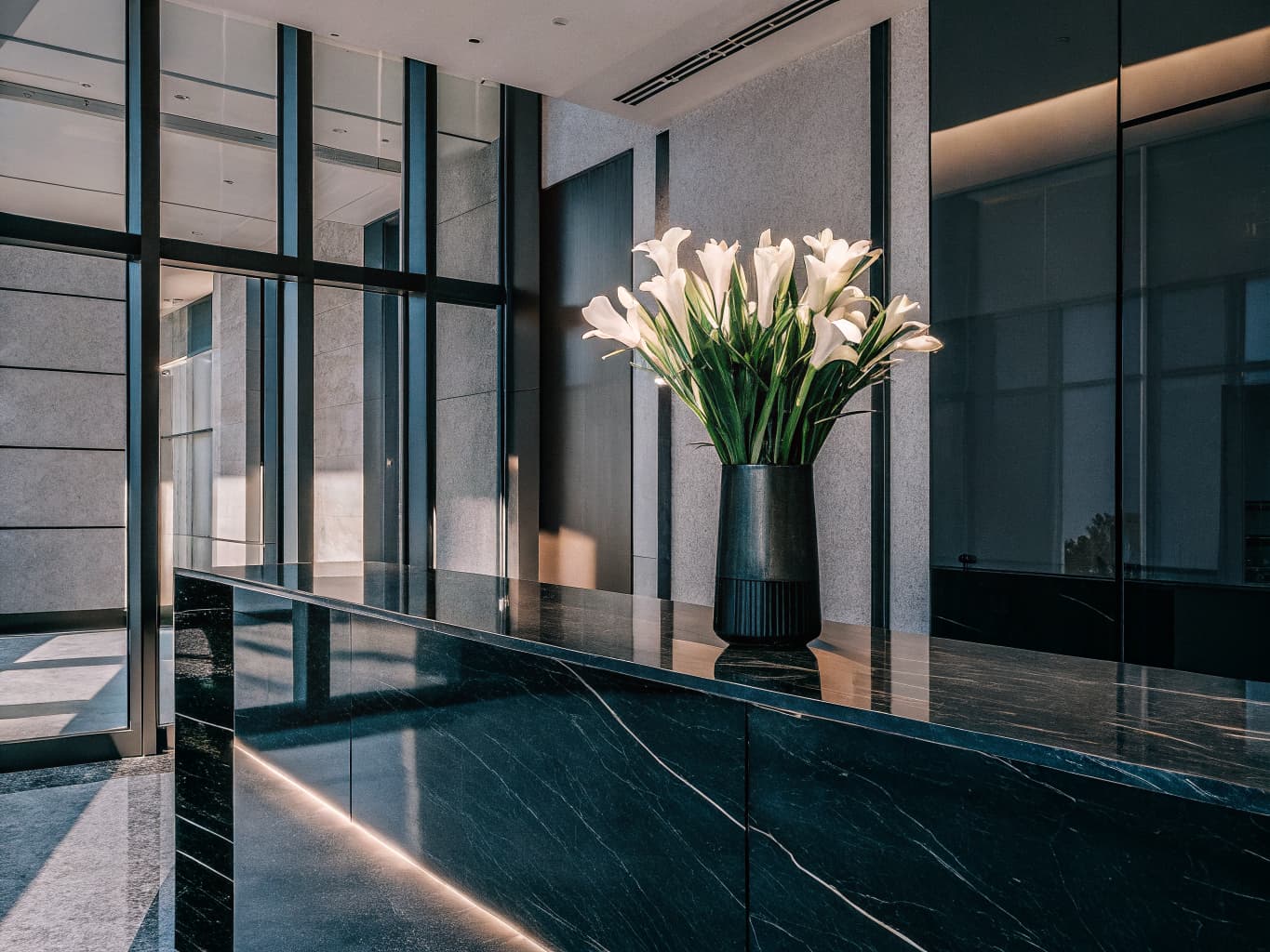 Office Flower Decorations: Elevating Your Jakarta Workspace